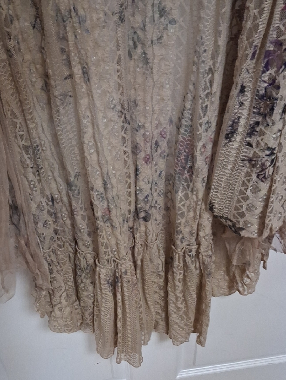 Origami Lace Floral Duster - Picture 8 of 13